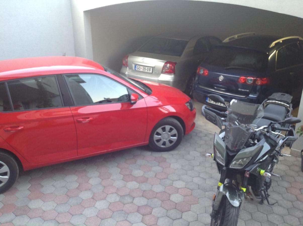 Guest House Nova โมสตาร์ ภายนอก รูปภาพ