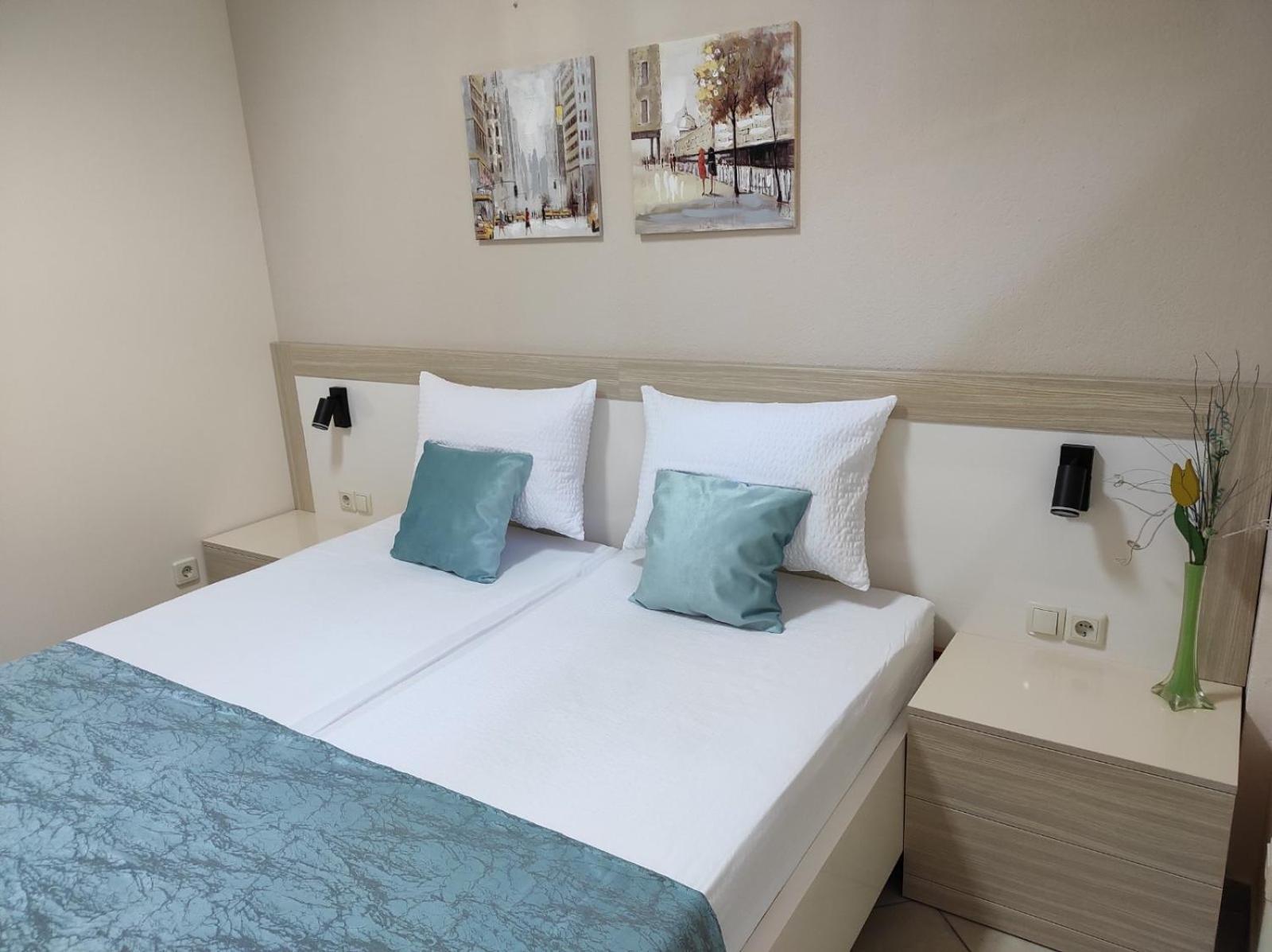 Guest House Nova โมสตาร์ ภายนอก รูปภาพ