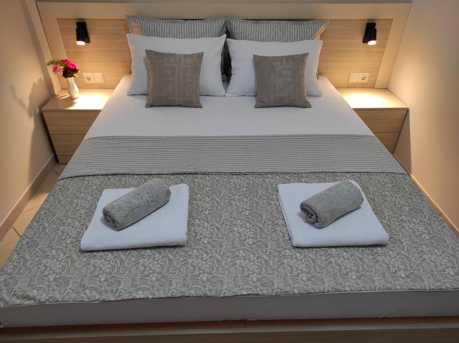 Guest House Nova โมสตาร์ ภายนอก รูปภาพ