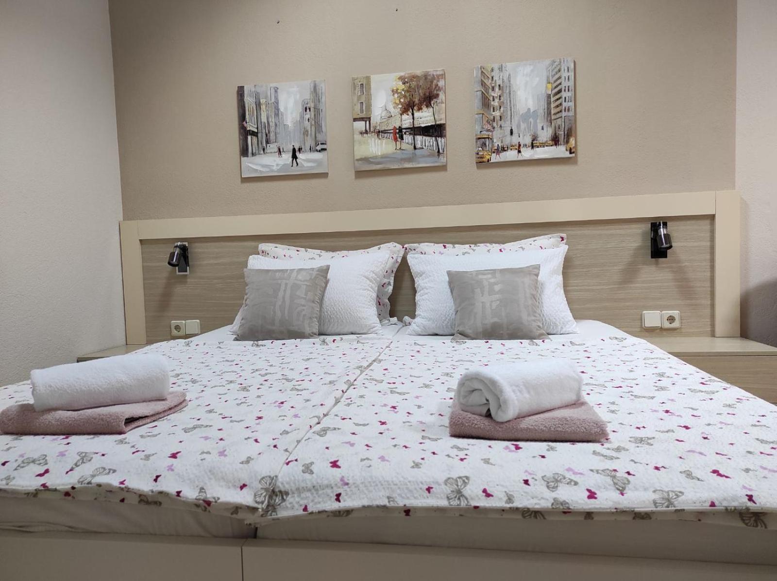 Guest House Nova โมสตาร์ ภายนอก รูปภาพ